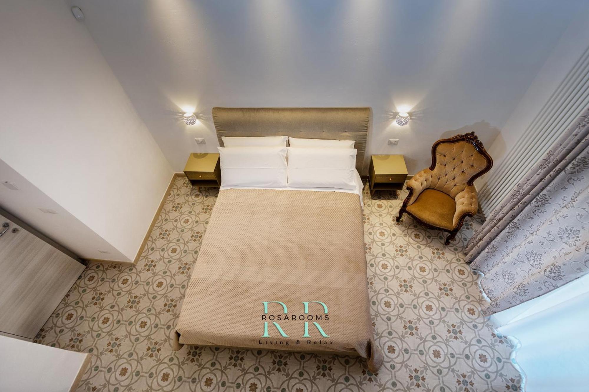 Rosa Rooms - Living & Relax - Family House Bisceglie Exteriör bild